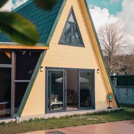 Lamazi Bungalov *